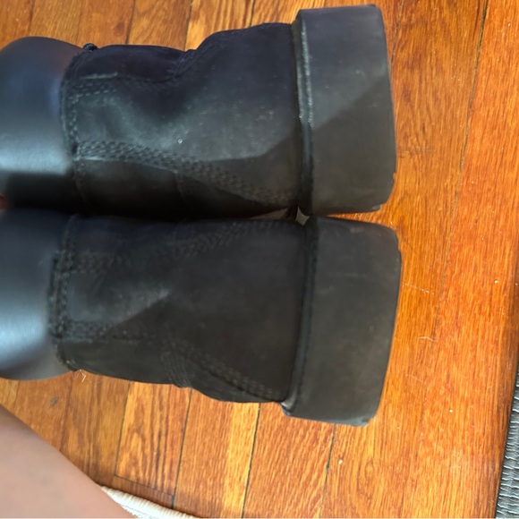 Timberland boys black waterproof 6” boot - Picture 4 of 6